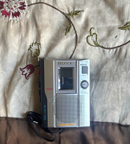 Sony tcm 200dv cassette player - tcm-200dv,